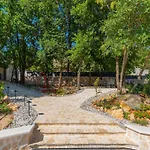 Botanica - Lush Garden And Pool Oasis Villa Kamenmost